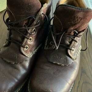 Women’s Ariat boots